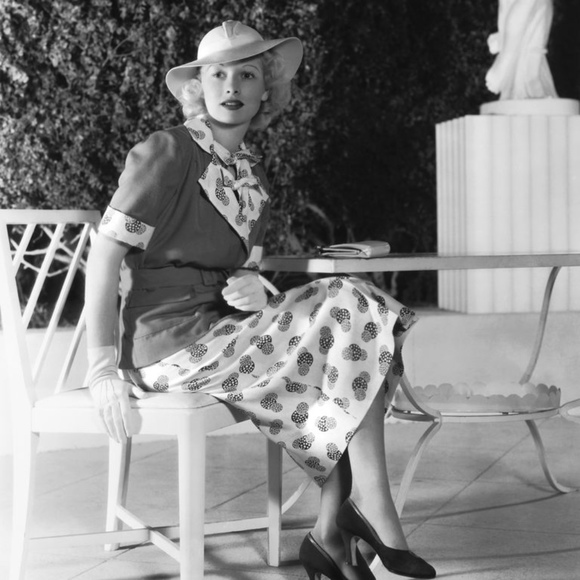 Meet your Posher, Lucy - Picture 1 of 1